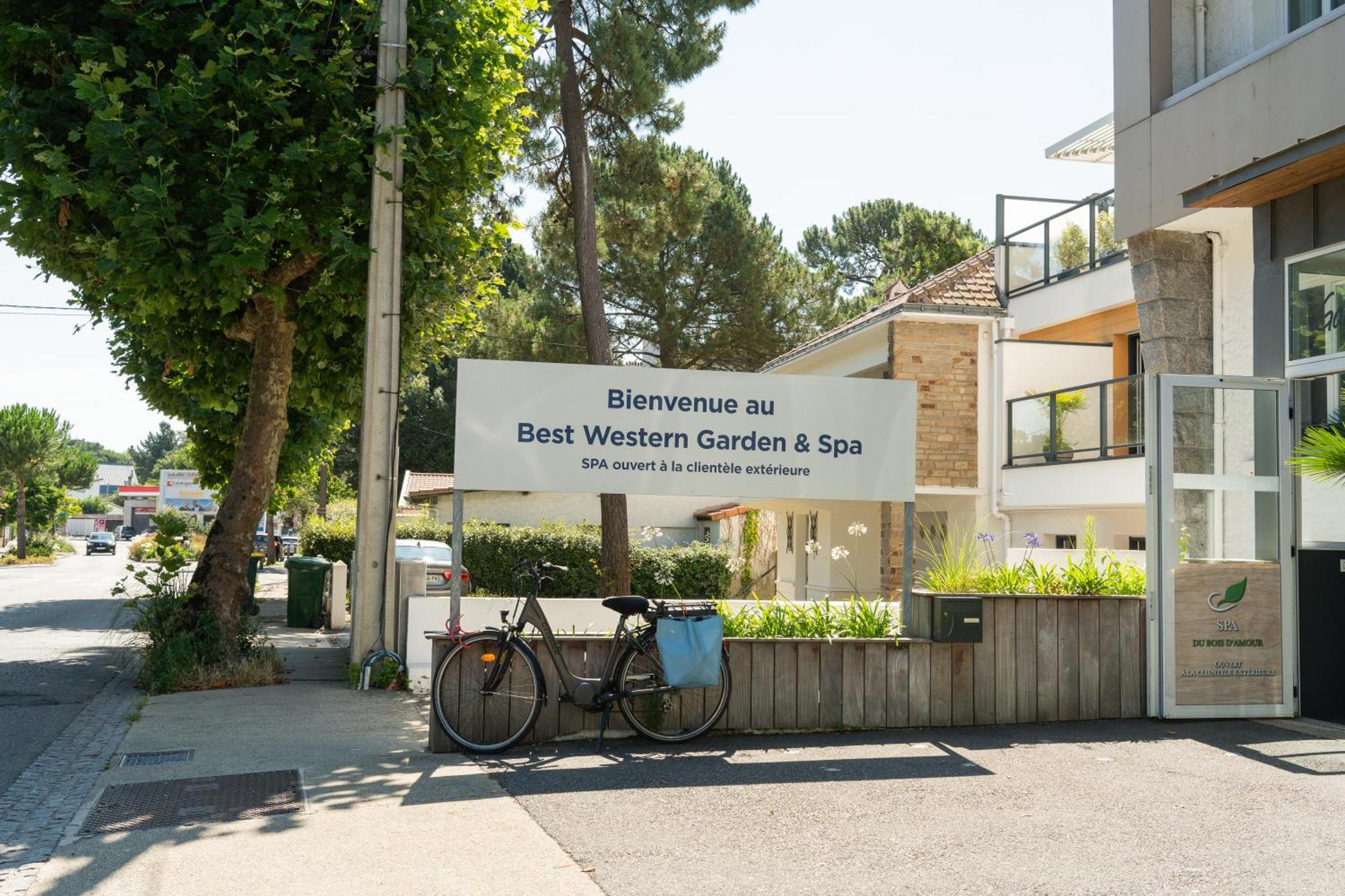 Western Garden And 3*